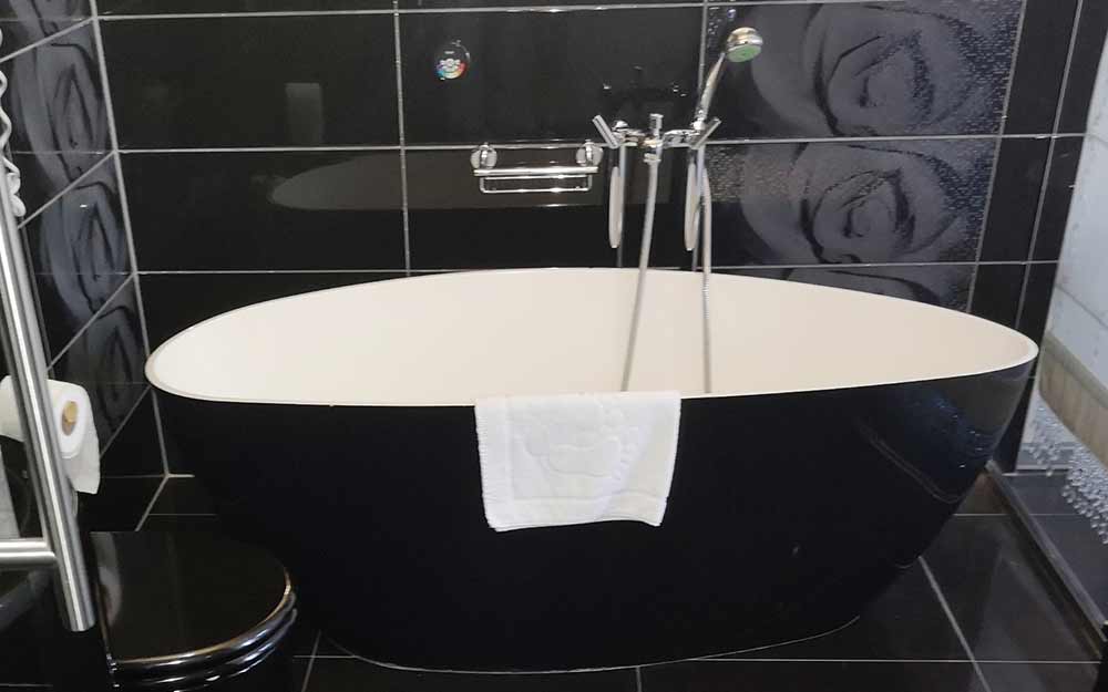 Łazienka, wizytówka którą Hotel Polonia Ostrów Wielkopolski może się pochwalić